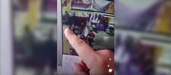 Первые вырезанные 4 минуты с камер видеонаблюдения ТЦ Зимняя Вишня - Sputnik Армения