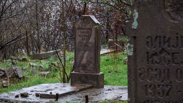 Азербайджанское кладбище в селе Ехегис - Sputnik Армения
