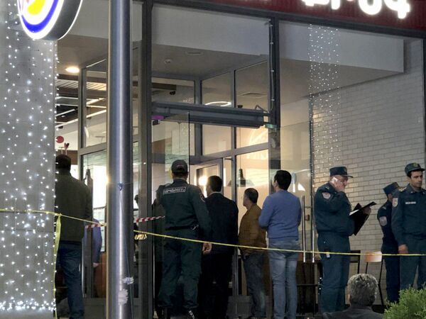 Взрыв в ресторане Бургер кинг в Ереване - Sputnik Արմենիա