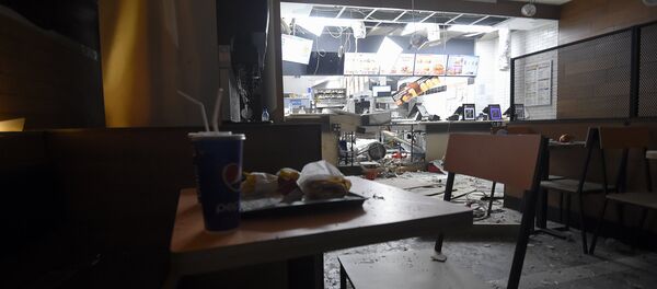 Взрыв в ресторане Бургер кинг в Ереване - Sputnik Армения