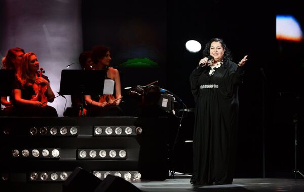 Задыхаюсь без тебя: как Мариам Мерабова обрела и потеряла своего Армена - Sputnik Армения