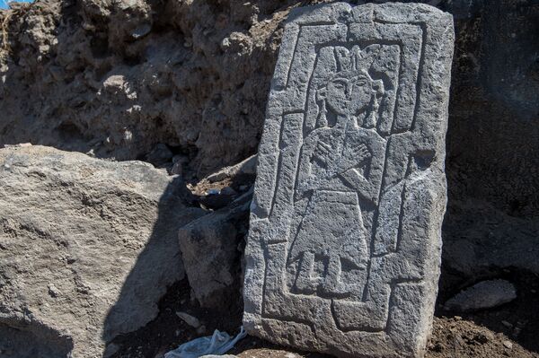 Хачкары и надгробные плиты в селе Неркин Геташен - Sputnik Армения