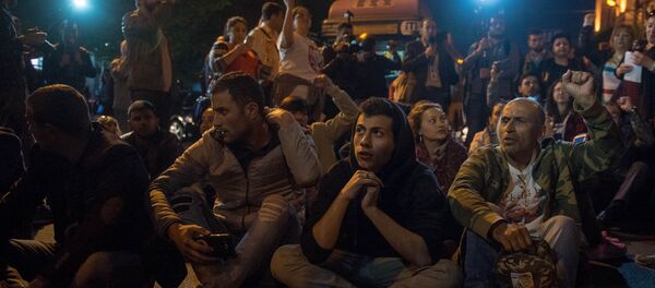 Акция протеста у здания РПА (11 апреля 2018). Ереван - Sputnik Արմենիա