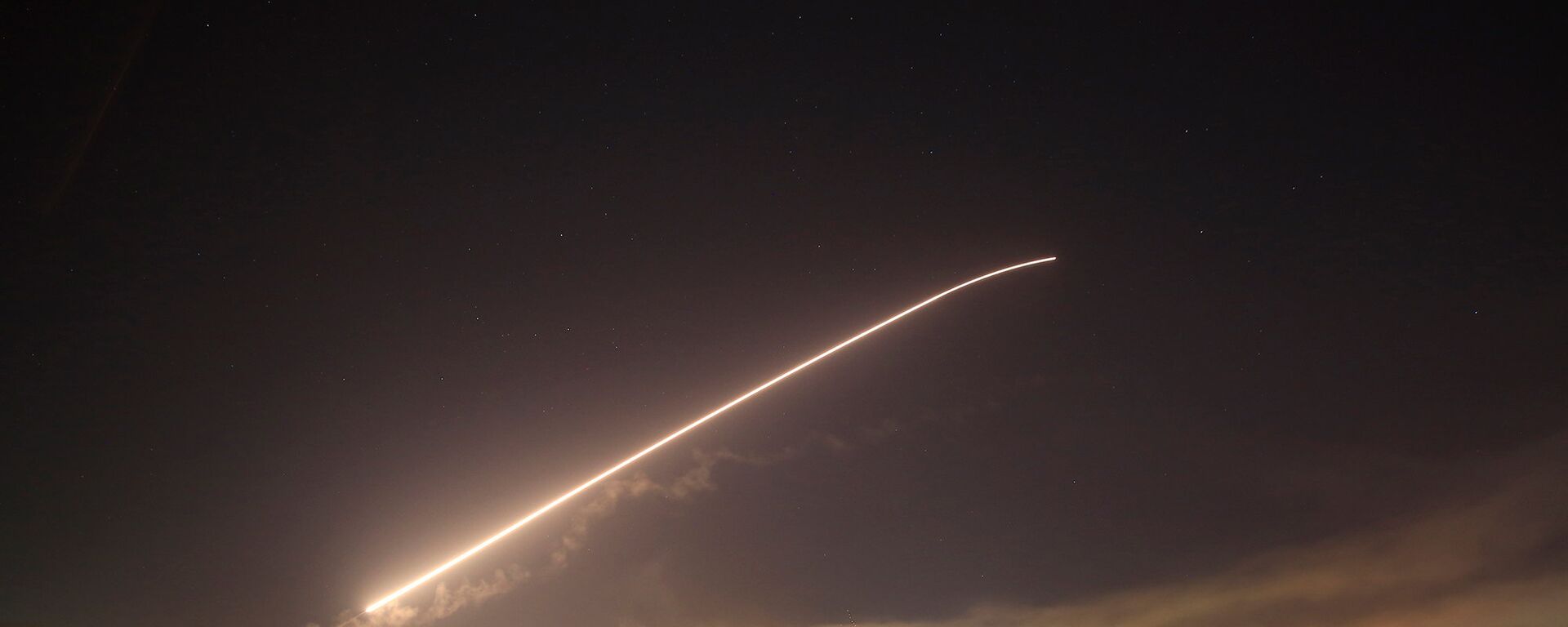 Ночное небо над Дамаском (14 апреля 2018). Сирия - Sputnik Армения, 1920, 03.09.2021