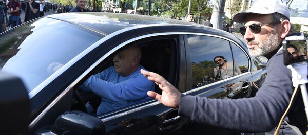 Шествие оппозиции в центре города (14 апреля 2018). Еревaн - Sputnik Армения