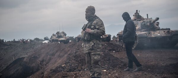 Солдаты турецкой армии на Турецко-сирийской границе (21 января 2018). Хассе, провинции Хатай, Турция - Sputnik Армения