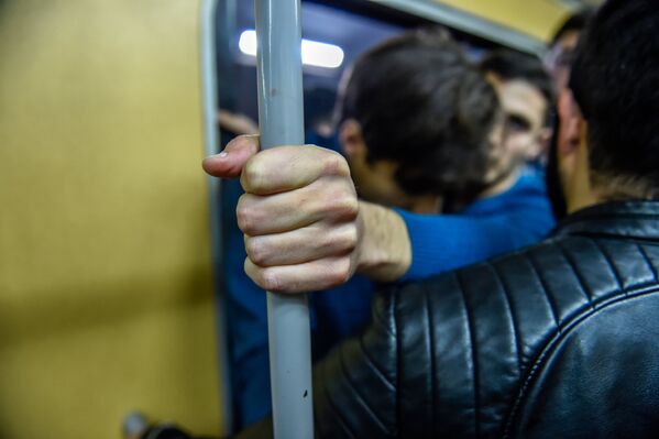 Մետրոյի Երիտասարդական կայարանում, 2018 թվականի ապրիլի 16, Երևան - Sputnik Արմենիա