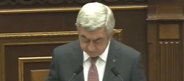 Серж Саргсян выступает с речью в Национальном Собрании Армении (17 апреля 2018). Ереван Серж Саргсян выступает с речью в Национальном Собрании Армении (17 апреля 2018). Ереван - Sputnik Արմենիա