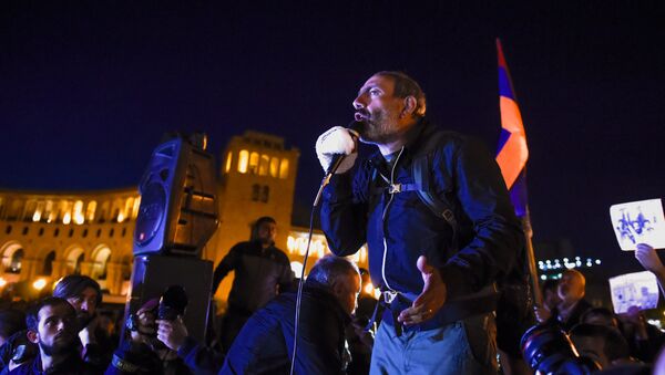 Митинг оппозиции на площади Республики (17 апреля 2018). Ереван - Sputnik Արմենիա