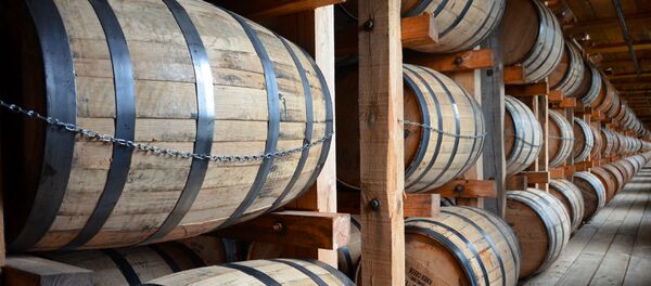 Бочка с бурбоном Бочка с бурбоном - Sputnik Արմենիա