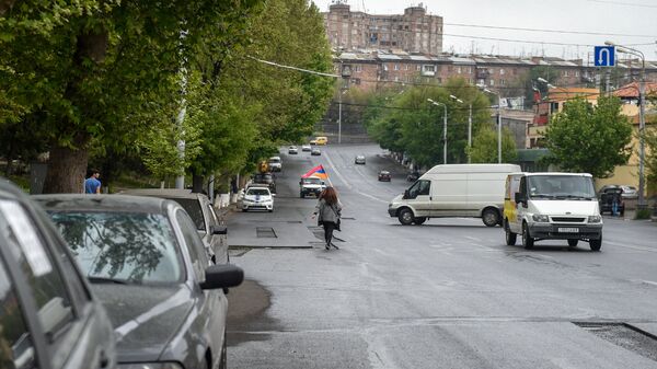 Улица Ленинградян (20 апреля 2018). Еревaн - Sputnik Армения