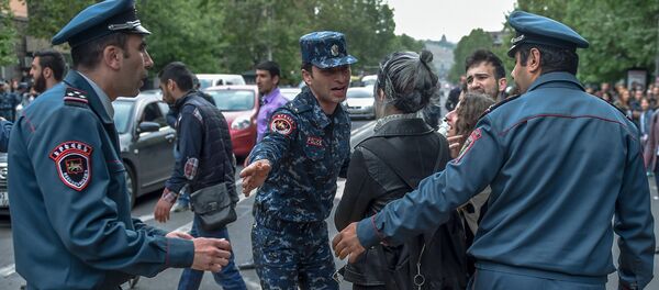 Ситуация на улице Амирян (19 апреля 2018). Ереван Ситуация на улице Амирян (19 апреля 2018). Ереван - Sputnik Արմենիա