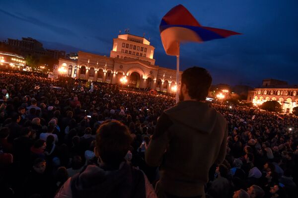 Митинг на Площади Республики (20 апреля 2018). Ереван Митинг на Площади Республики (20 апреля 2018). Ереван - Sputnik Армения