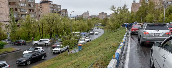 Акция протеста оппозиции в округе Нор Норк (21 апреля 2018). Ереван Акция протеста оппозиции в округе Нор Норк (21 апреля 2018). Ереван - Sputnik Արմենիա