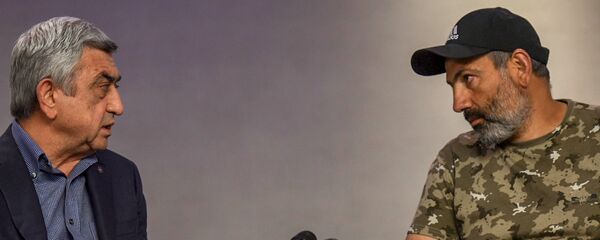 Встреча Премьер-министра РА Сержа Саргсяна и лидера оппозиционной фракции Елк Никола Пашиняна (22 апреля 2018). Гостиница Marriott Armenia, Ереван - Sputnik Армения