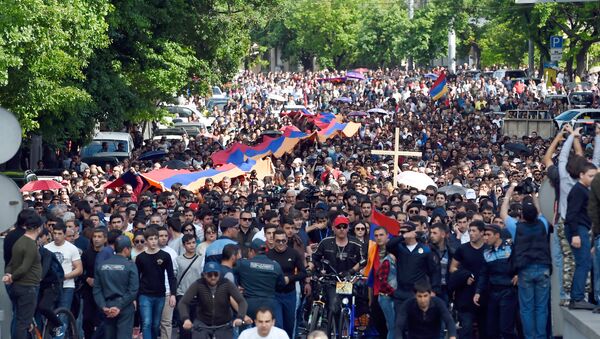 Шествие в Цицернакаберд (24 апреля 2018). Ереван - Sputnik Армения