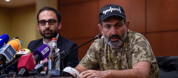 Пресс-конференция Никола Пашиняна (24 апреля 2018). Гостиница Marriott Armenia, Ереван Пресс-конференция Никола Пашиняна (24 апреля 2018). Гостиница Marriott Armenia, Ереван - Sputnik Արմենիա