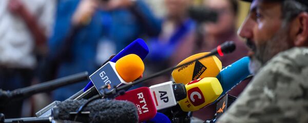 Пресс-конференция Никола Пашиняна (24 апреля 2018). Гостиница Marriott Armenia, Ереван - Sputnik Արմենիա