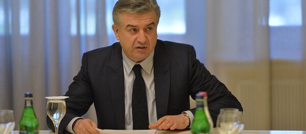 Врио Премьер-министра Армении Карен Карапетян на заседании Совета Безопасности (24 апреля 2018). Ереван Врио Премьер-министра Армении Карен Карапетян на заседании Совета Безопасности (24 апреля 2018). Ереван - Sputnik Արմենիա