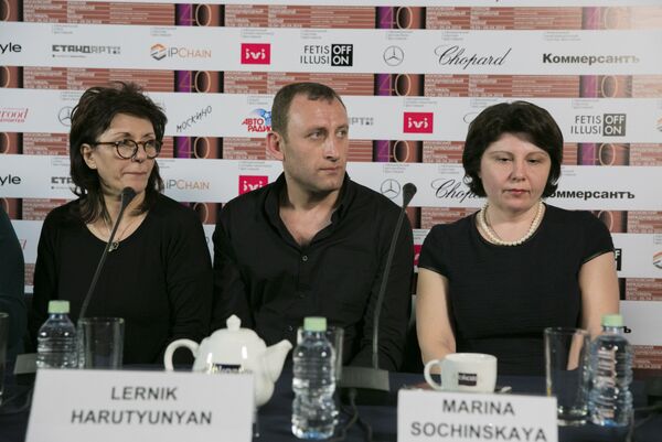 Пресс-конференция творческого коллектива фильма Спитак Пресс-конференция творческого коллектива фильма Спитак - Sputnik Армения