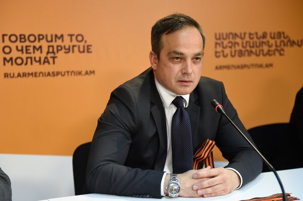 В Армении готовятся ко Дню Победы – какие мероприятия пройдут по случаю праздника В Армении готовятся ко Дню Победы – какие мероприятия пройдут по случаю праздника - Sputnik Армения