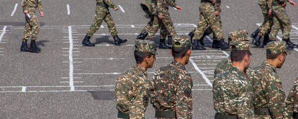 Солдаты на плацу - Sputnik Արմենիա