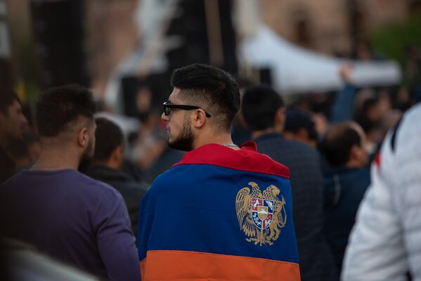 Площадь Республики после митинга (29 апреля 2018). Еревaн - Sputnik Армения