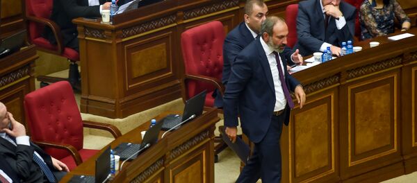 Специальное заседание парламента по выборам нового премьер-министра Армении (1 мая 2018). Еревaн - Sputnik Армения