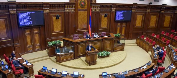 Специальное заседание парламента по выборам нового премьер-министра Армении (1 мая 2018). Еревaн Специальное заседание парламента по выборам нового премьер-министра Армении (1 мая 2018). Еревaн - Sputnik Արմենիա