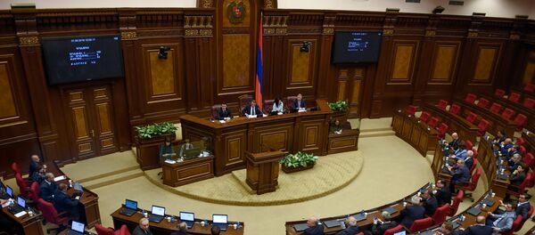 Специальное заседание парламента по выборам нового премьер-министра Армении (1 мая 2018). Еревaн Специальное заседание парламента по выборам нового премьер-министра Армении (1 мая 2018). Еревaн - Sputnik Армения