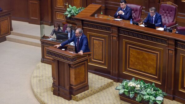 Специальное заседание парламента по выборам нового премьер-министра Армении (1 мая 2018). Еревaн - Sputnik Արմենիա