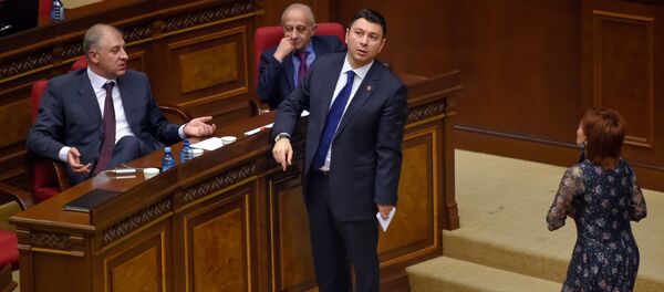 Специальное заседание парламента по выборам нового премьер-министра Армении (1 мая 2018). Еревaн Специальное заседание парламента по выборам нового премьер-министра Армении (1 мая 2018). Еревaн - Sputnik Արմենիա