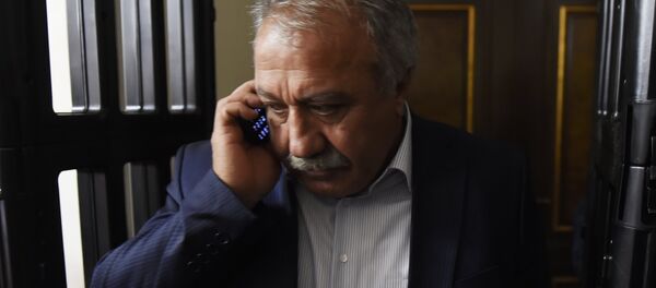 Депутат НС Сасун Микаелян во время специального заседания парламента по выборам нового премьер-министра Армении (1 мая 2018). Еревaн - Sputnik Армения