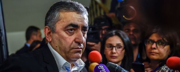 Интервью Армена Рустамяна после специального заседания парламента (1 мая 2018). Еревaн - Sputnik Армения