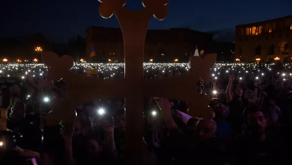 Митинг на площади Республики (2 мая 2018). Еревaн
