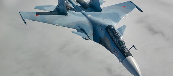 Российский двухместный многоцелевой истребитель Су-30СМ - Sputnik Армения