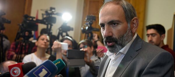 Интерьвю Никола Пашиняна в НС (3 мая 2018). Еревaн Интерьвю Никола Пашиняна в НС (3 мая 2018). Еревaн - Sputnik Армения