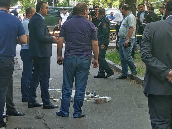 Банк HSBC на проспекте Комитаса (3 мая 2018). Еревaн - Sputnik Армения