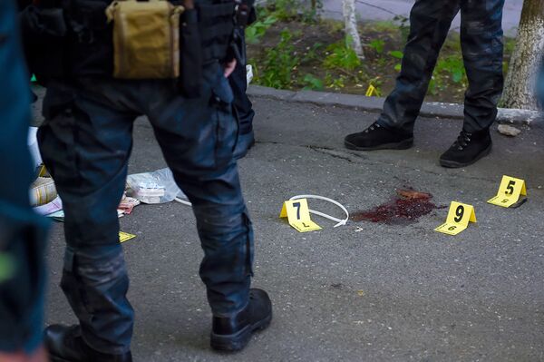 Ситуация возле банка HSBC на проспекте Комитаса (3 мая 2018). Еревaн Ситуация возле банка HSBC на проспекте Комитаса (3 мая 2018). Еревaн - Sputnik Արմենիա