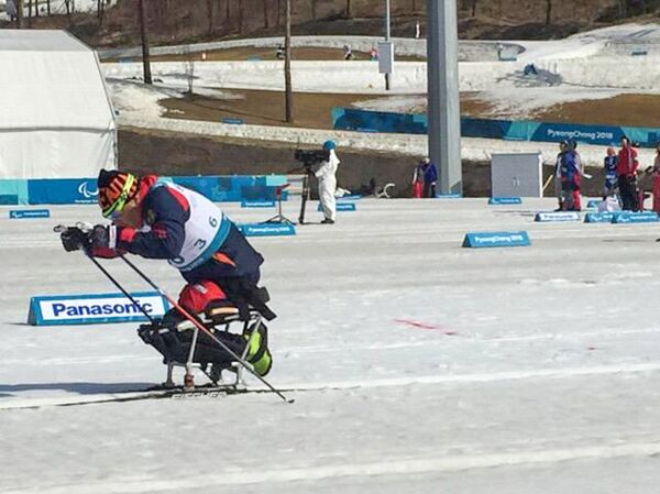 Мужской спринт 1.1км сидя. Стас Назарян (14 марта 2018). Южная Корея - Sputnik Армения