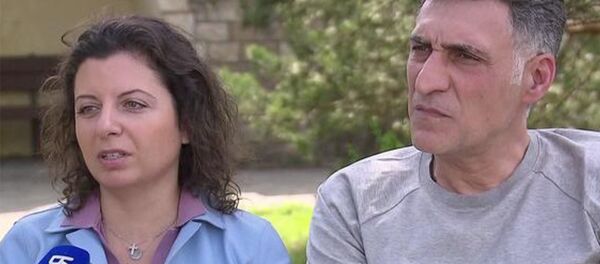 Армянам пытаются внушить, что Россия их сдала Армянам пытаются внушить, что Россия их сдала - Sputnik Армения