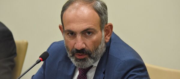 Пресс-конференция премьер-министра Армении Никола Пашиняна в Карабахе (9 мая 2018). Степанакерт - Sputnik Армения