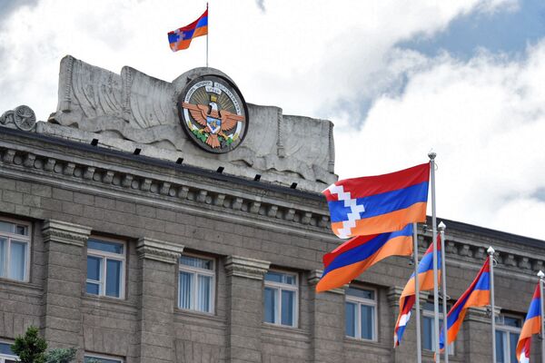 Խաղաղությունն ավելի լավ է, բայց չենք վախենում պատերազմից. պատասխան`ադրբեջանցի լրագրողին Խաղաղությունն ավելի լավ է, բայց չենք վախենում պատերազմից. պատասխան`ադրբեջանցի լրագրողին - Sputnik Արմենիա