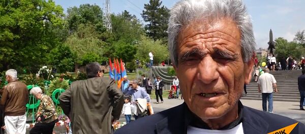 80-ամյա Գրիշա Տեպոյանը հիշում է ռազմաճակատ մեկնած հորը - Sputnik Արմենիա