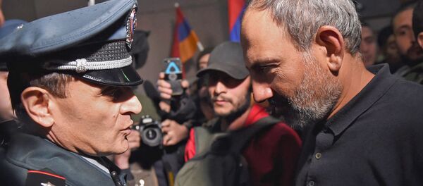 Митинг оппозиции в Ереване Митинг оппозиции в Ереване - Sputnik Արմենիա