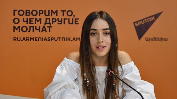 Пресс-конференция певицы Србуи Саркисян (11 мая 2018). Еревaн - Sputnik Армения