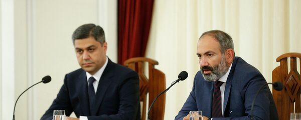 На встрече с руководящим составом СНБ премьер-министр Никол Пашинян представил нового директора (11 мая 2018). Еревaн - Sputnik Արմենիա