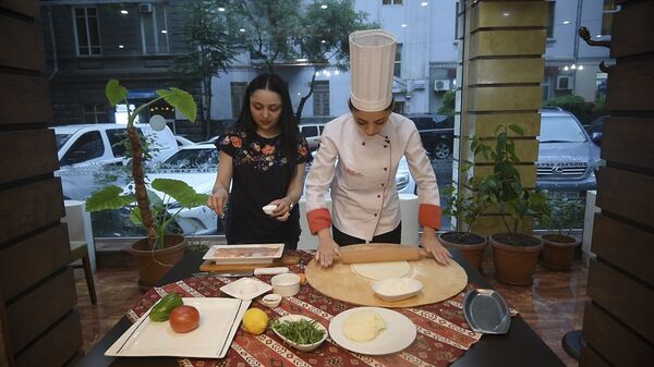 Их готовили тысячу лет назад: топ-5 армянских блюд, которые стоит попробовать - Sputnik Армения