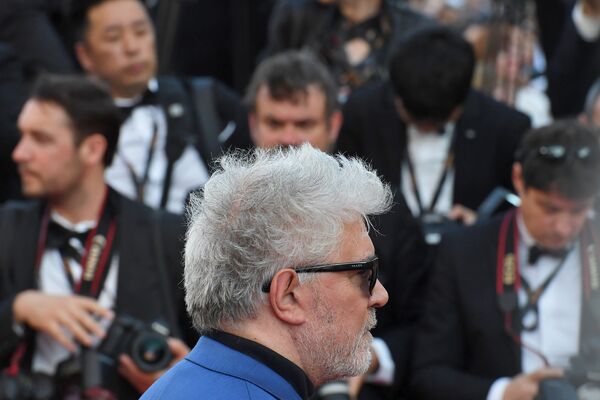Режиссер и продюсер Педро Альмодовар на красной дорожке перед премьерой фильма El Angel на 71-ом Каннском кинофестивале (11 мая 2018). Канны, Франция - Sputnik Армения