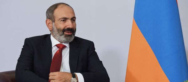 Встреча Президента России Владимира Путина и премьер-министра Армении Никола Пашиняна (14 мая 2018). Сочи Встреча Президента России Владимира Путина и премьер-министра Армении Никола Пашиняна (14 мая 2018). Сочи - Sputnik Արմենիա